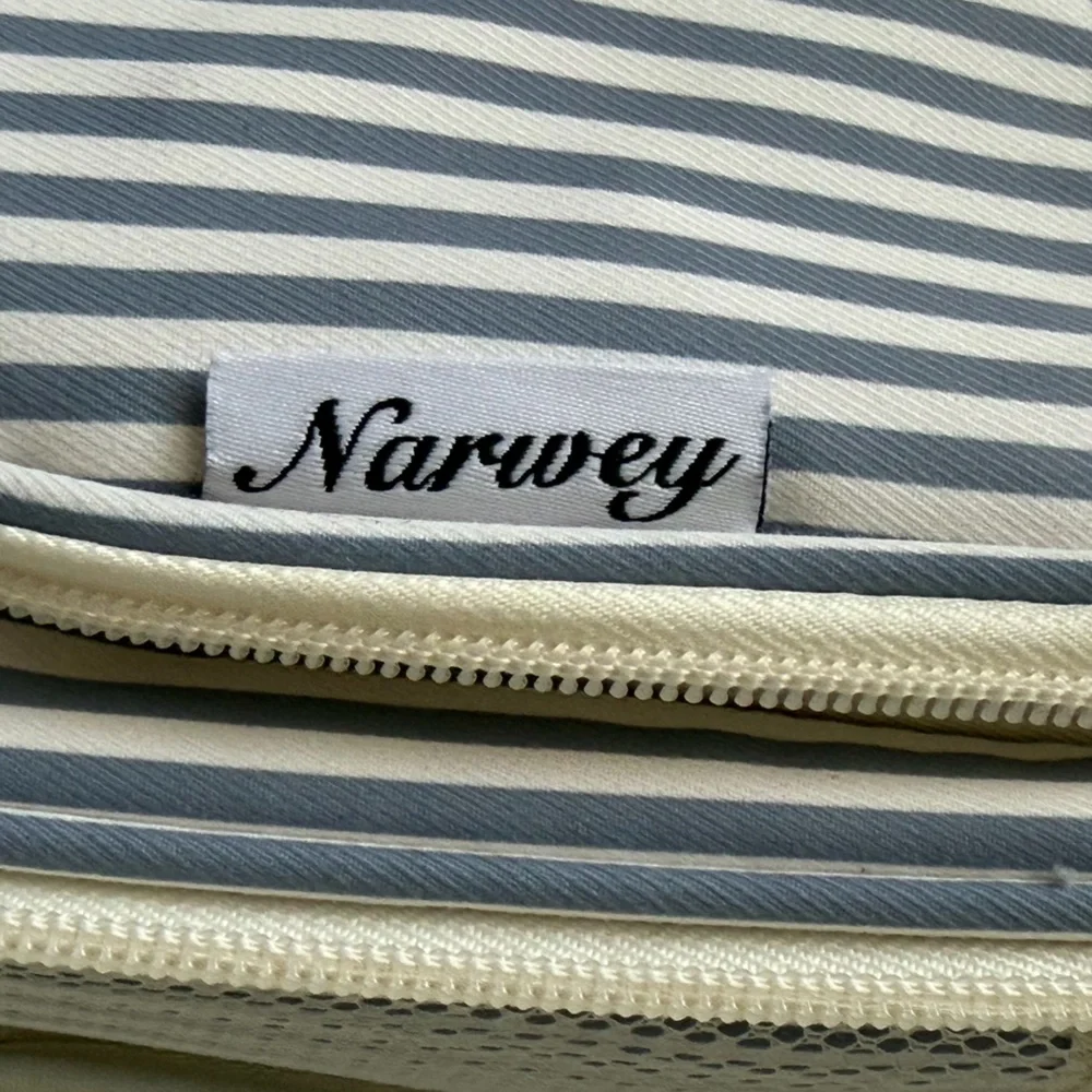NARWEY Striped Handing Travel Blue and White Makeup/Cosmetic💄Bag Organizer